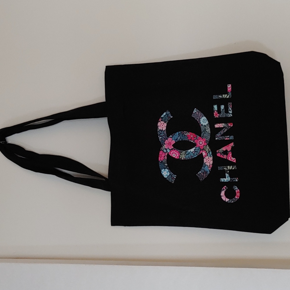 NWOT TOTE--will put your name on it, if you would like. :). Handmade